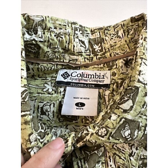 Columbia Mens L Fishing Hawaiian Button Down Short Sleeve Green Beach Design - Picture 2 of 6